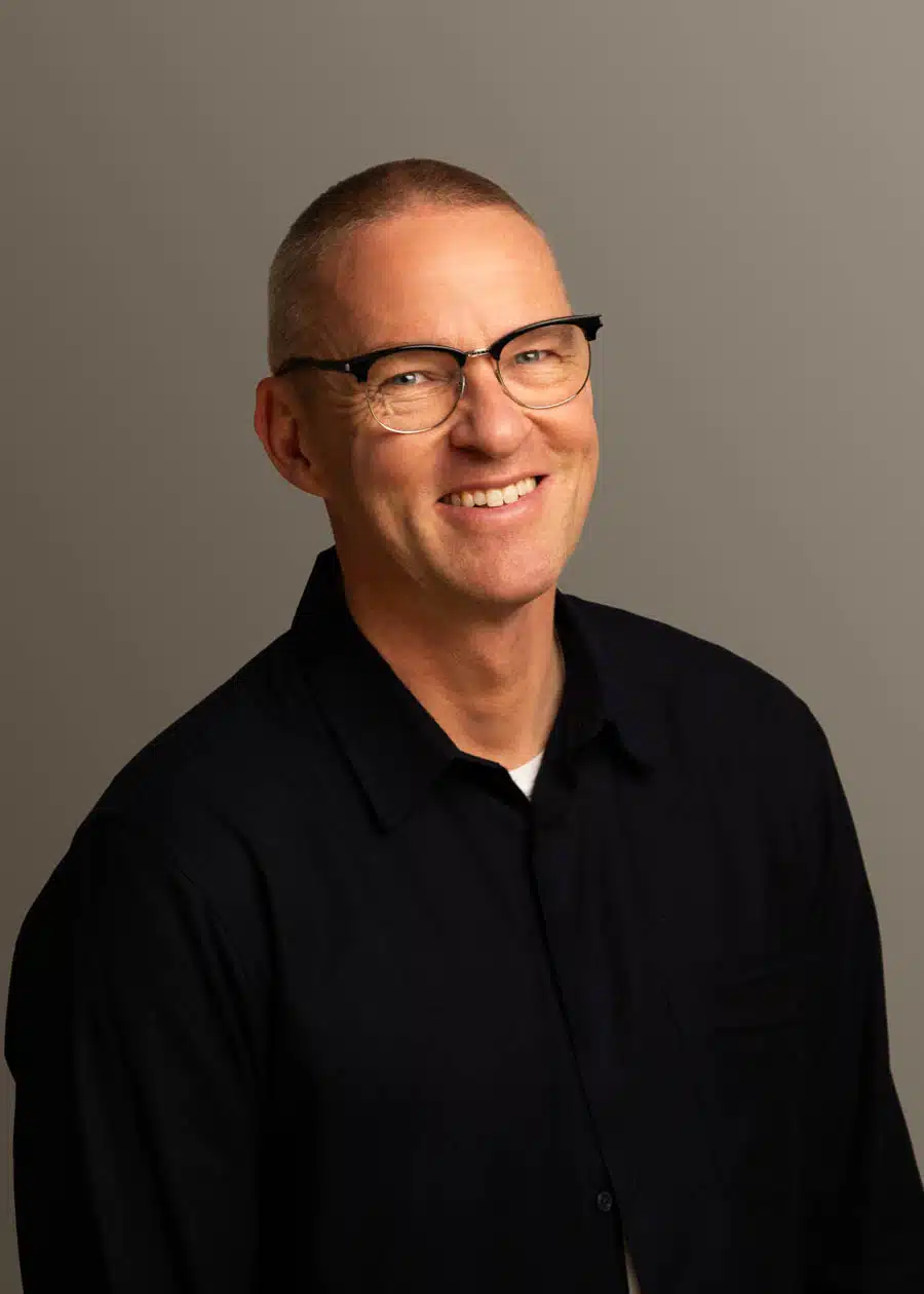 Booking af Jan Elhøj hos Microphone